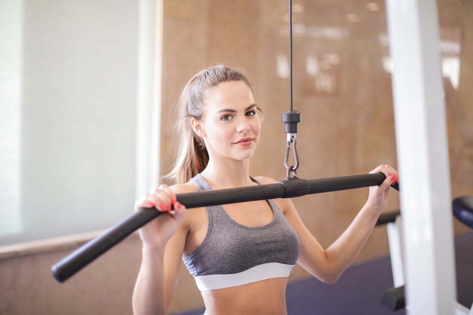Best Straight Arm Lat Pulldown Bars Reviewed and Tested