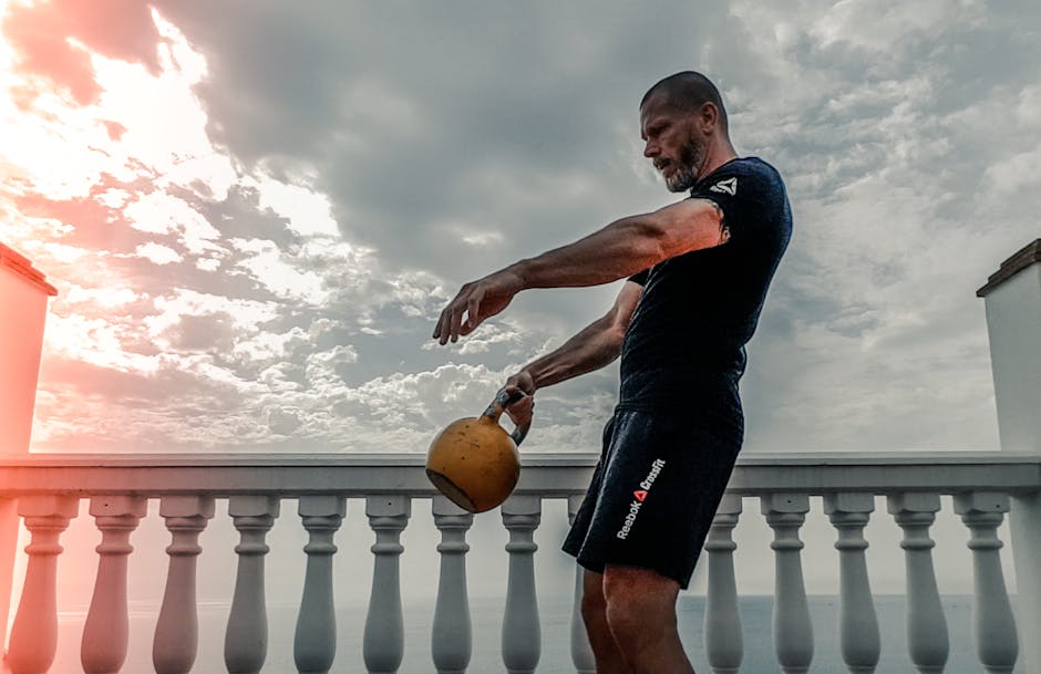 Kettlebell Weights Buyer's Guide: Types, Coatings, and Sizes